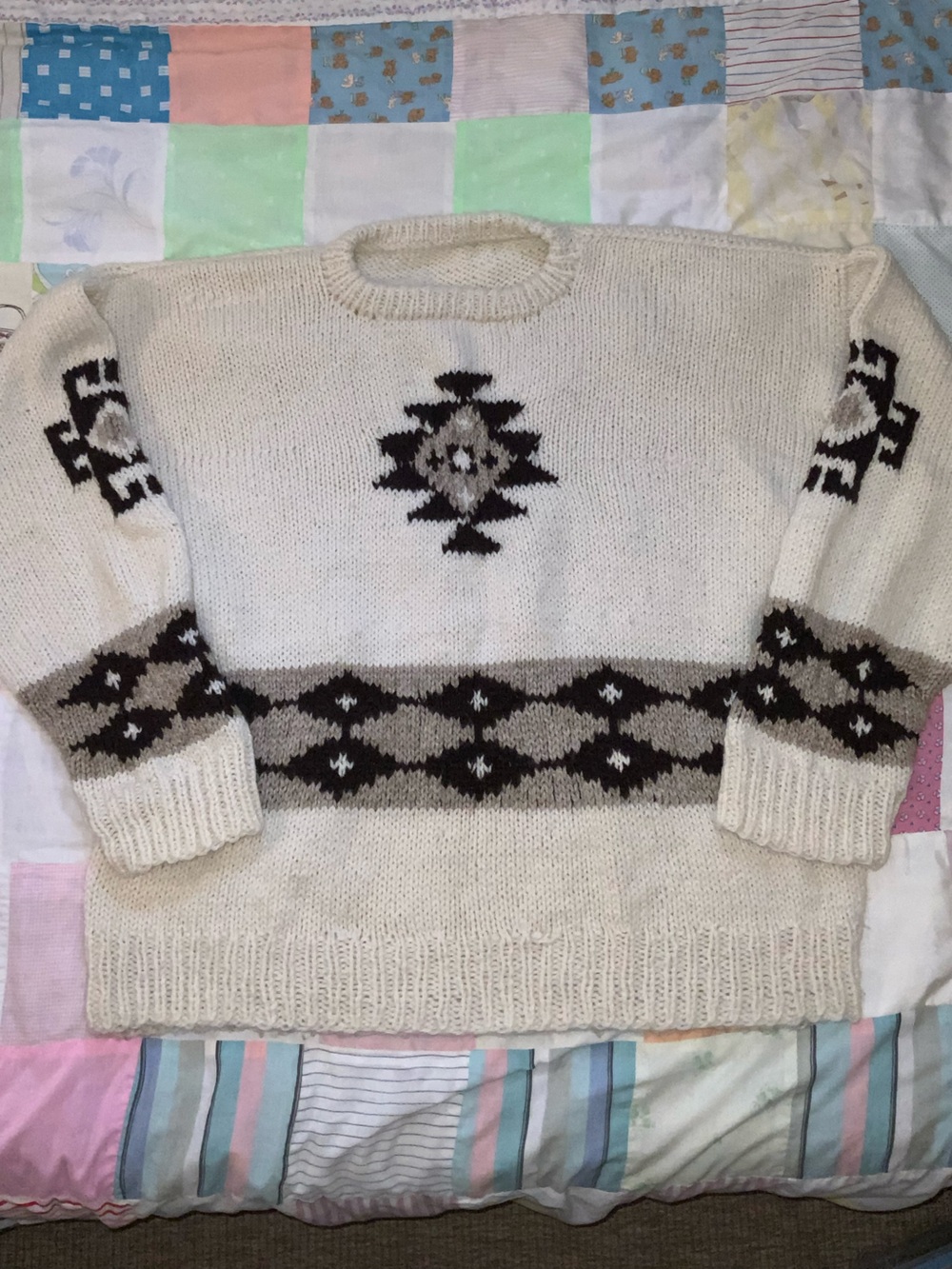 hand‎ knit sweater geometric colourwork cream white brown tan